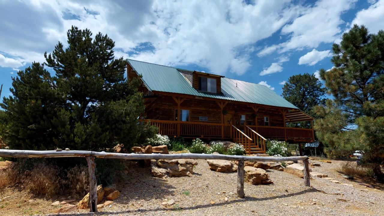Canyon View Family Cabin, Deck, Tv Room, Games, Bbq, Campfire Monticello Exterior foto
