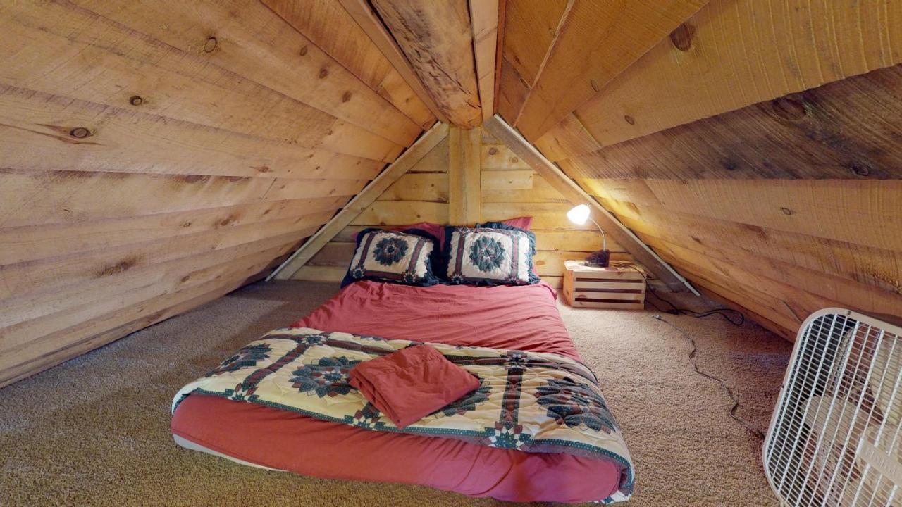 Canyon View Family Cabin, Deck, Tv Room, Games, Bbq, Campfire Monticello Exterior foto