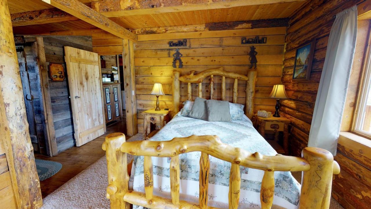 Canyon View Family Cabin, Deck, Tv Room, Games, Bbq, Campfire Monticello Exterior foto