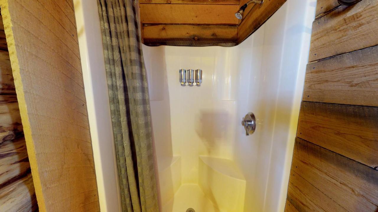Canyon View Family Cabin, Deck, Tv Room, Games, Bbq, Campfire Monticello Exterior foto